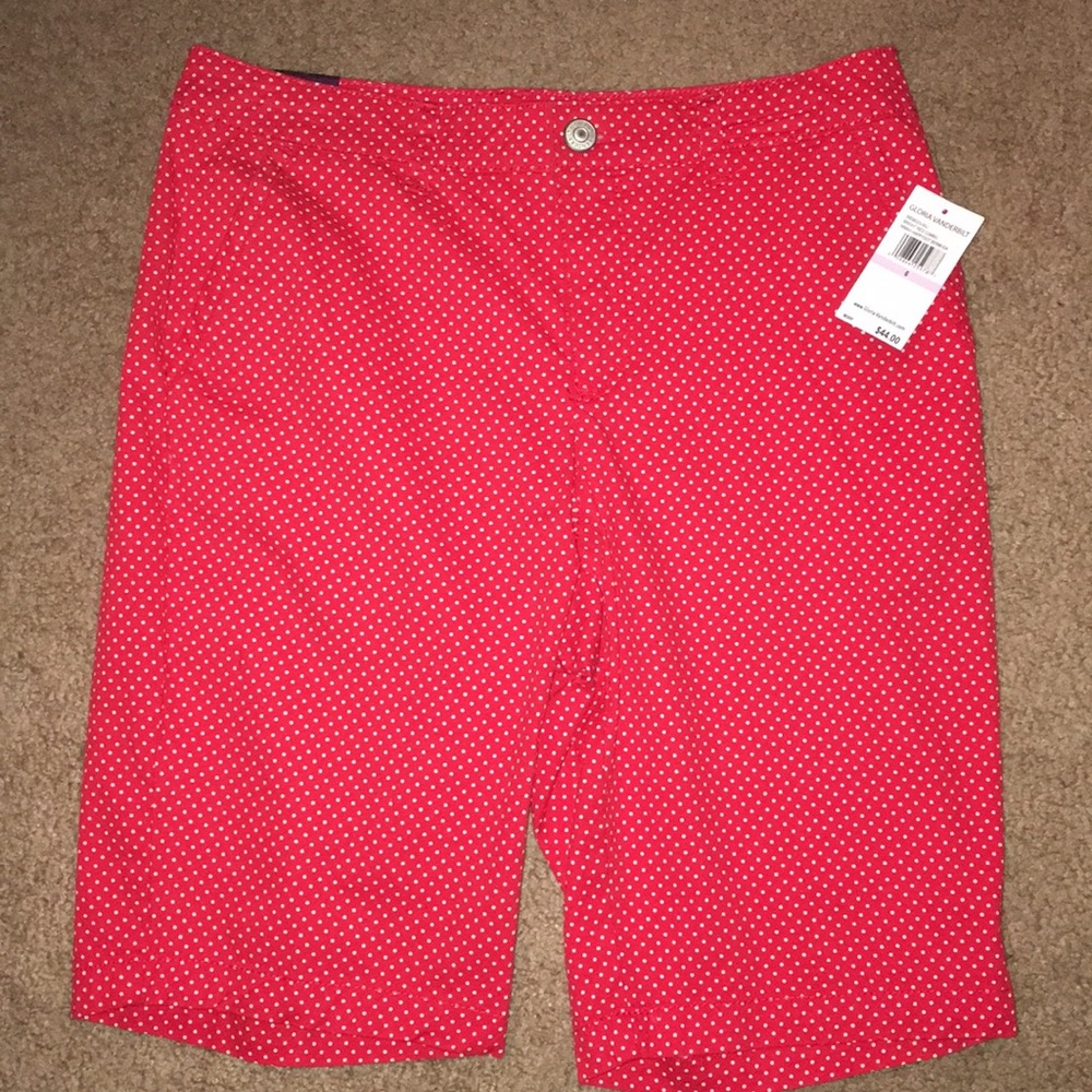 Bright Red “Happy Dot” - cotton Bermuda shorts. GLORIA VANDERBILT